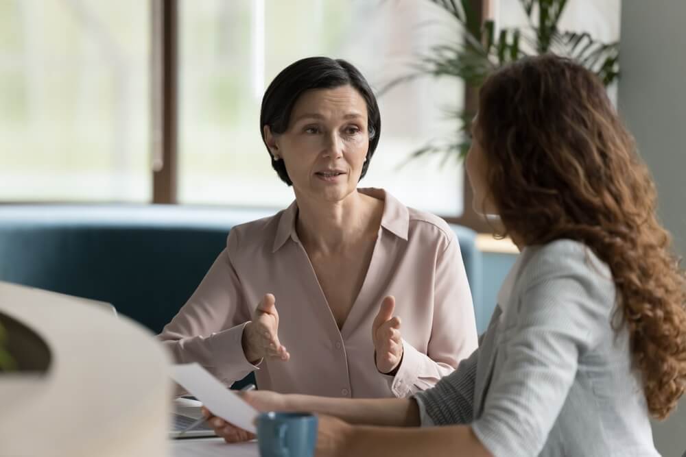 corporate-bankruptcy-meeting corporate-bankruptcy-meeting